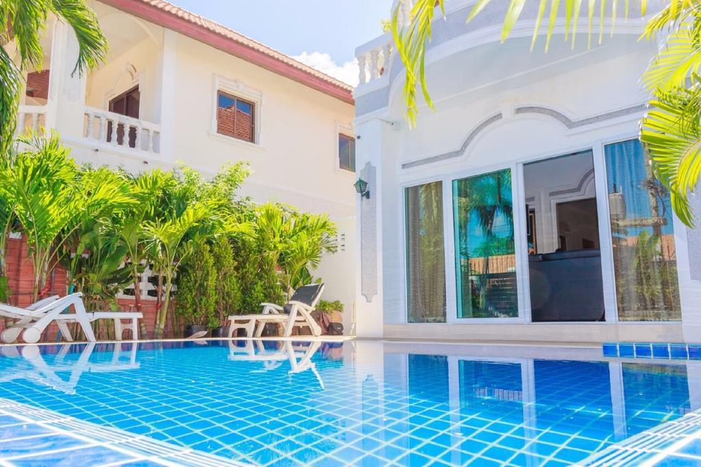 Ratana Villa - Pattaya Holiday House Walking Street 7 Bedrooms 外观 照片